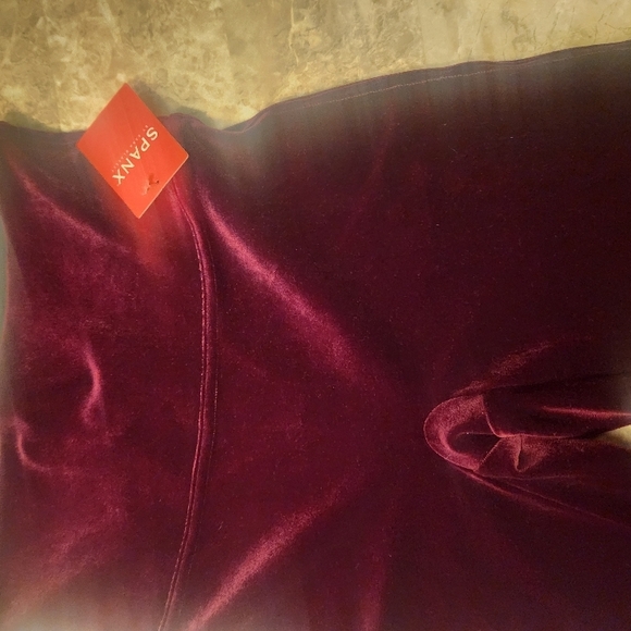 SPANX Red Leggings - Picture 4 of 9